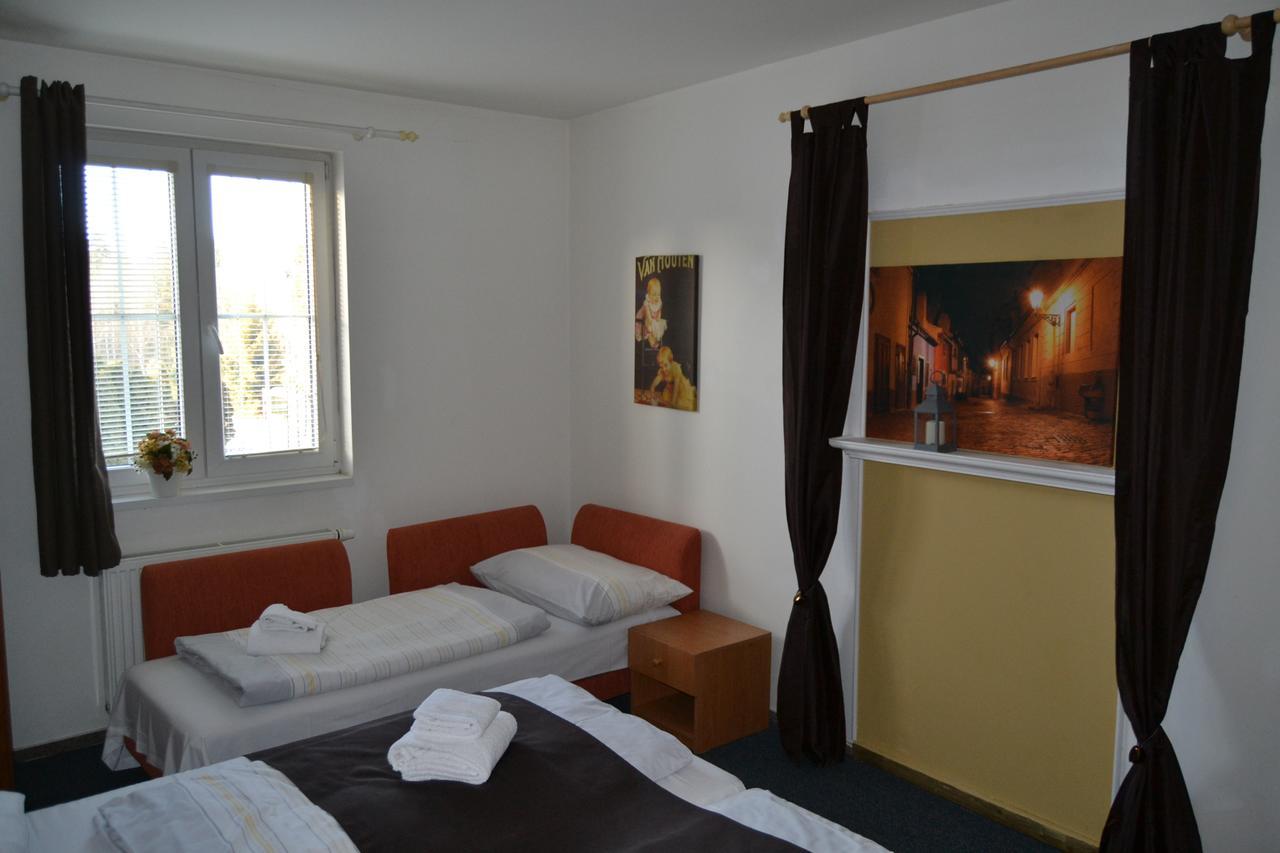 Kamenice Hotel Valnovka מראה חיצוני תמונה